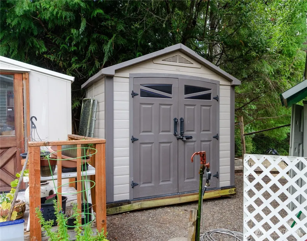 12801 108th Street Anderson Island WA 98303