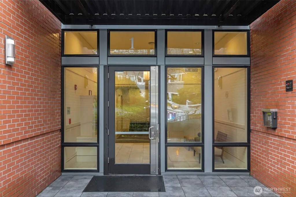 1 Ward Street Seattle WA 98109