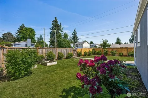 1702 S 94th Street Tacoma WA 98444
