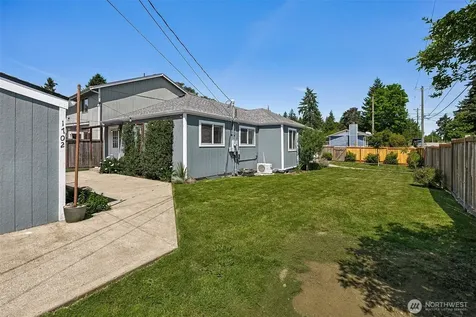 1702 S 94th Street Tacoma WA 98444