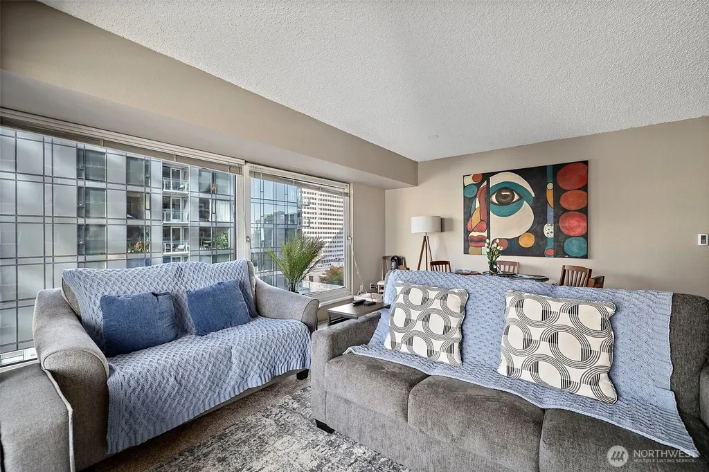 1415 2nd Avenue Seattle WA 98101