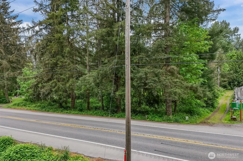 20707 Renton Maple Valley Road SE Maple Valley WA 98038