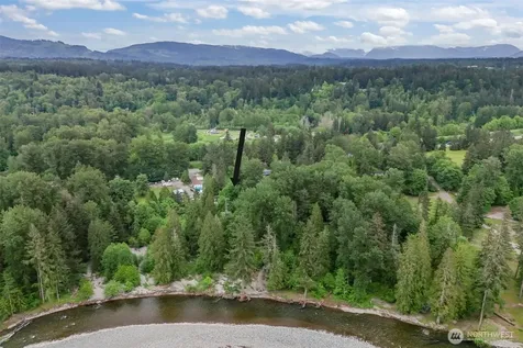20707 Renton Maple Valley Road SE Maple Valley WA 98038