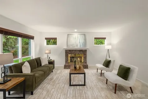 5889 NW Lac Leman Drive Issaquah WA 98027