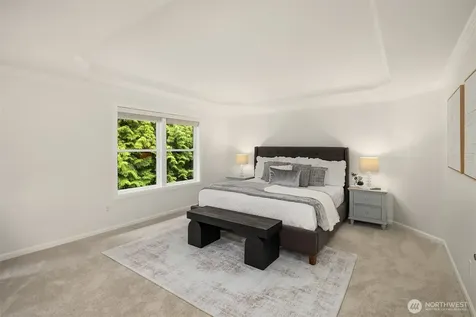 5889 NW Lac Leman Drive Issaquah WA 98027