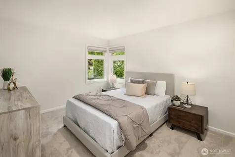 5889 NW Lac Leman Drive Issaquah WA 98027
