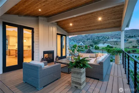 203 Bluebell Court Chelan WA 98816