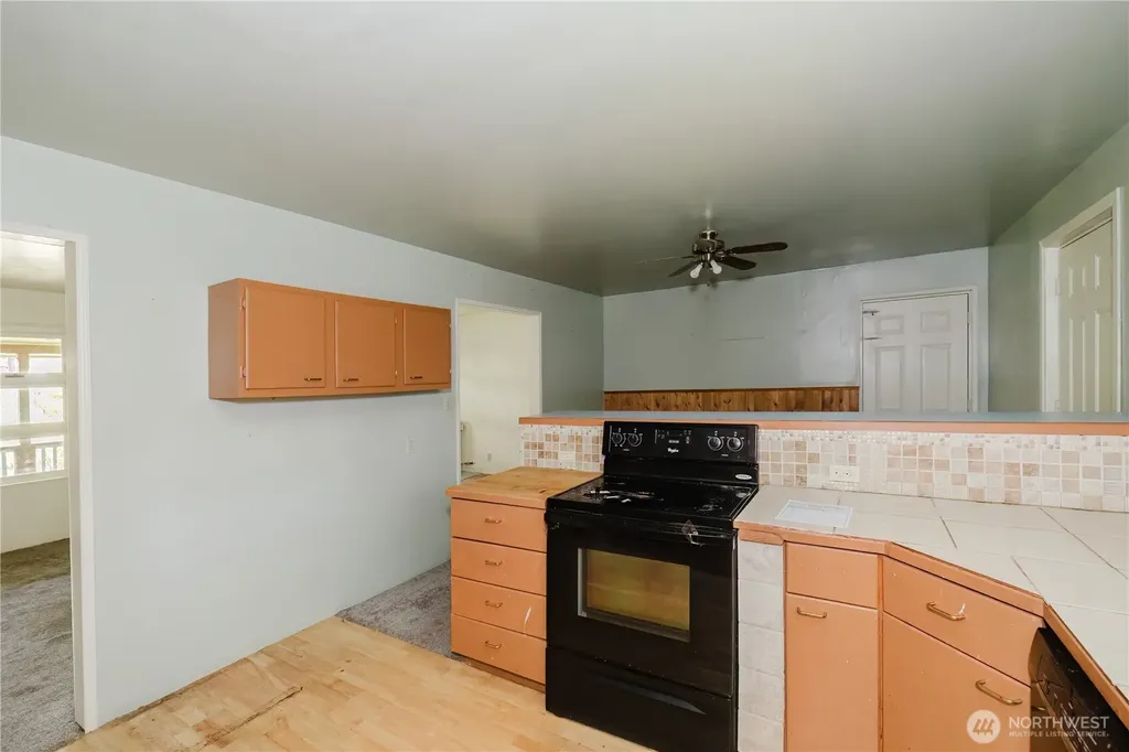 41 NE Salty Drive Belfair WA 98528