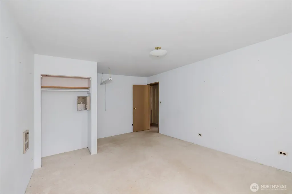 41 NE Salty Drive Belfair WA 98528