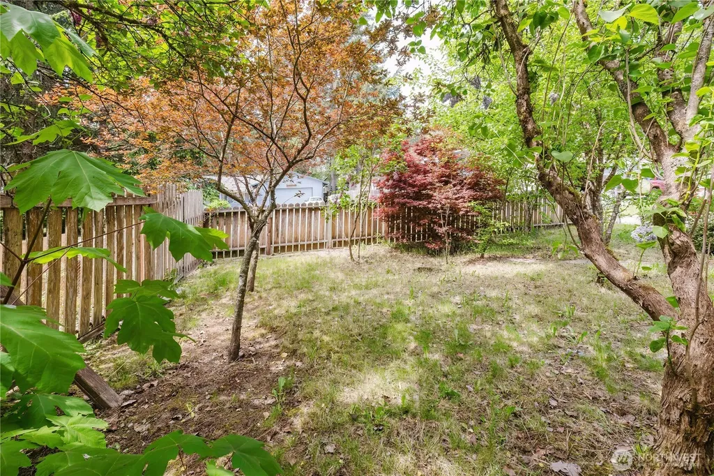 41 NE Salty Drive Belfair WA 98528