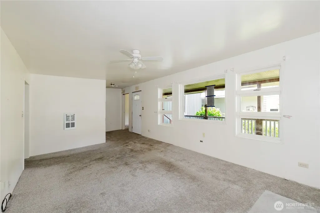 41 NE Salty Drive Belfair WA 98528