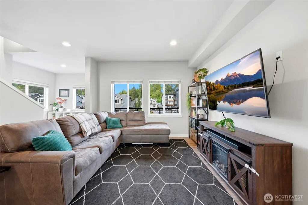 226 Raybird Avenue Granite Falls WA 98252