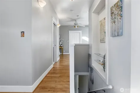 1528 1st Avenue W Seattle WA 98119
