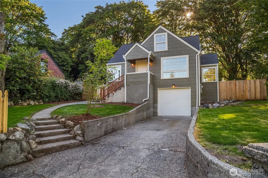 11429 Glendale Way S Burien WA 98168