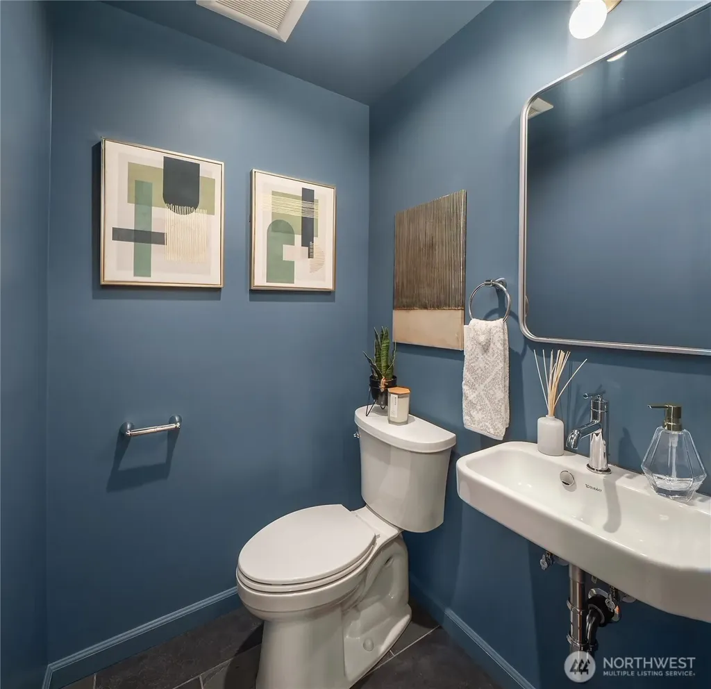 11429 Glendale Way S Burien WA 98168