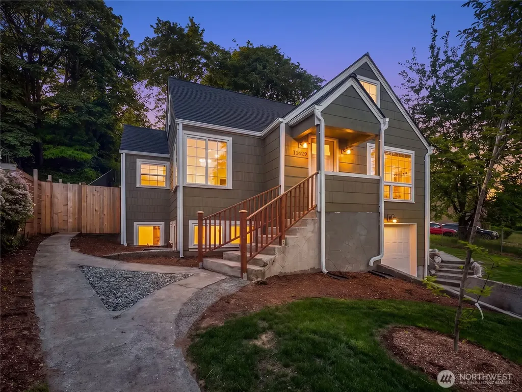11429 Glendale Way S Burien WA 98168