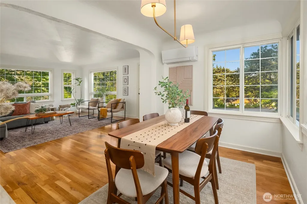 11429 Glendale Way S Burien WA 98168