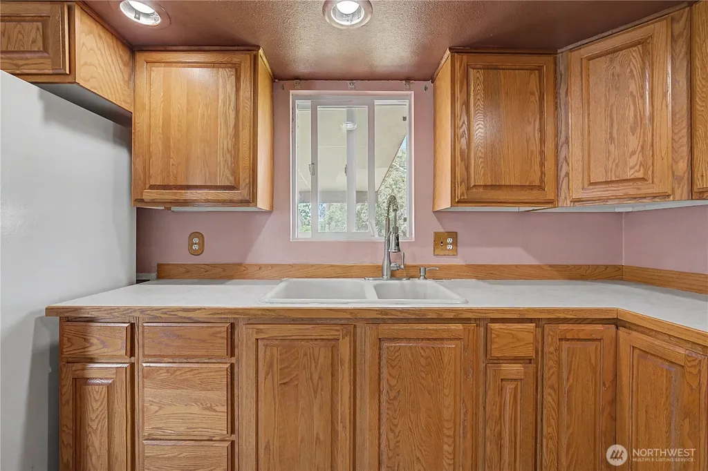 4294 Joann Drive NE Moses Lake WA 98837