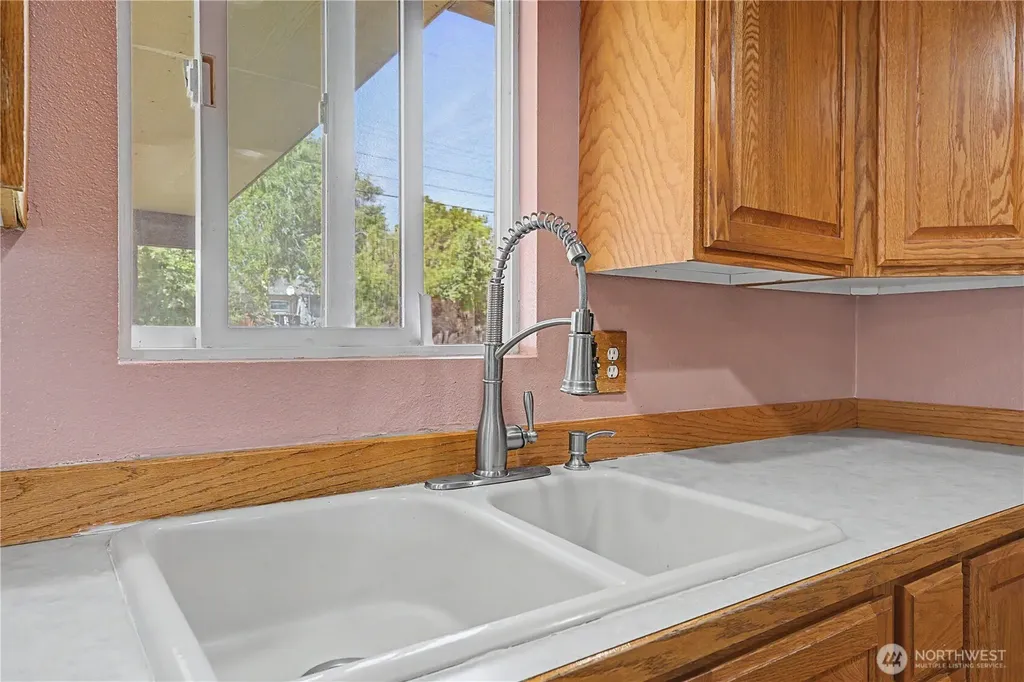 4294 Joann Drive NE Moses Lake WA 98837
