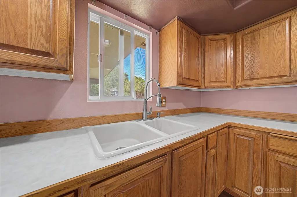 4294 Joann Drive NE Moses Lake WA 98837