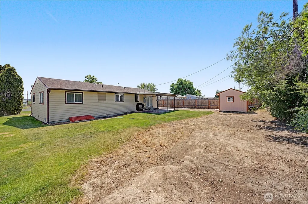 4294 Joann Drive NE Moses Lake WA 98837