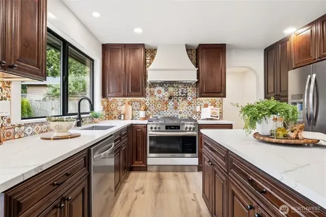 315 241st Street SW Bothell WA 98021