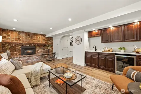 315 241st Street SW Bothell WA 98021