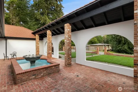 315 241st Street SW Bothell WA 98021