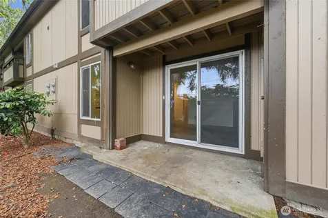 4727 176th Street SW Lynnwood WA 98037