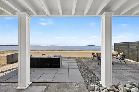 5311 Beach Drive SW Seattle WA 98136