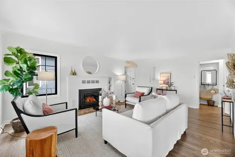 5311 Beach Drive SW Seattle WA 98136