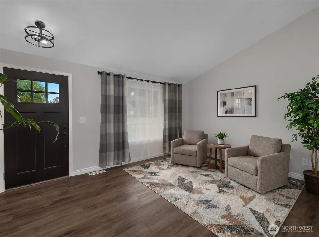 1323 Scarlet Oak Drive SE Olympia WA 98513