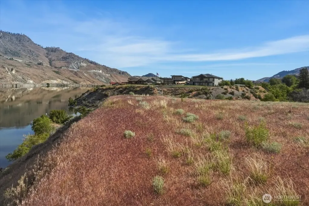 33 S Shore Drive Orondo WA 98843