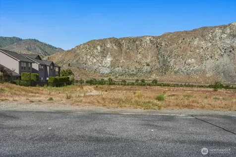 33 S Shore Drive Orondo WA 98843