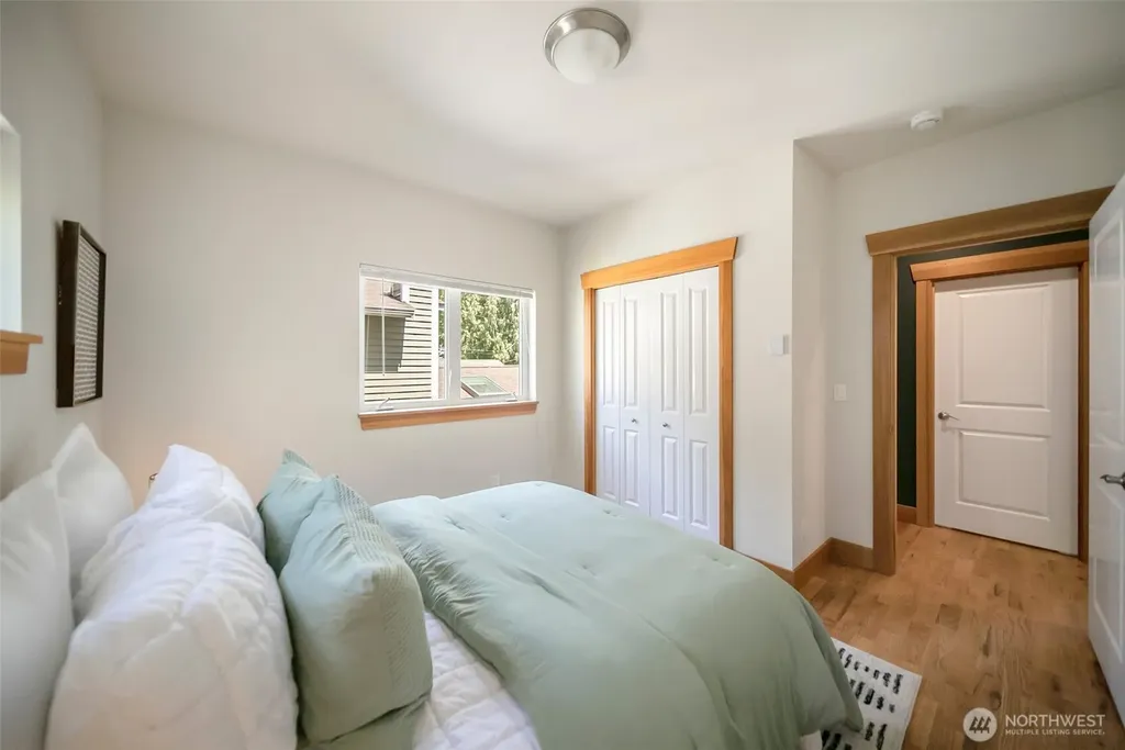 19097 Angeline Avenue NE Suquamish WA 98392