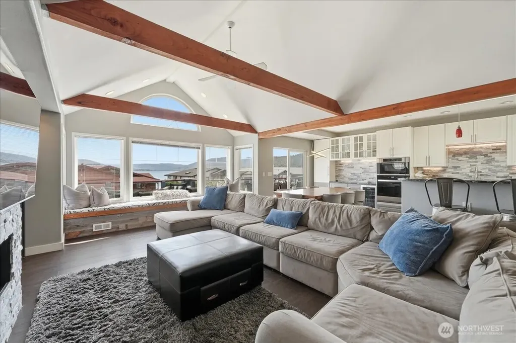 127 Chelan View Drive Manson WA 98831