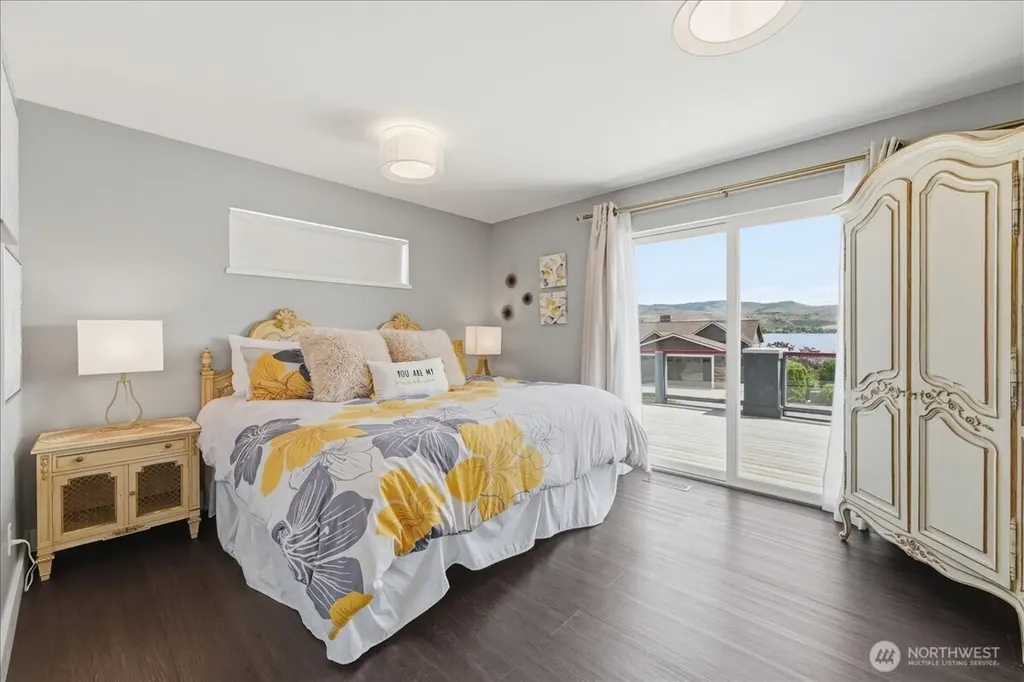 127 Chelan View Drive Manson WA 98831