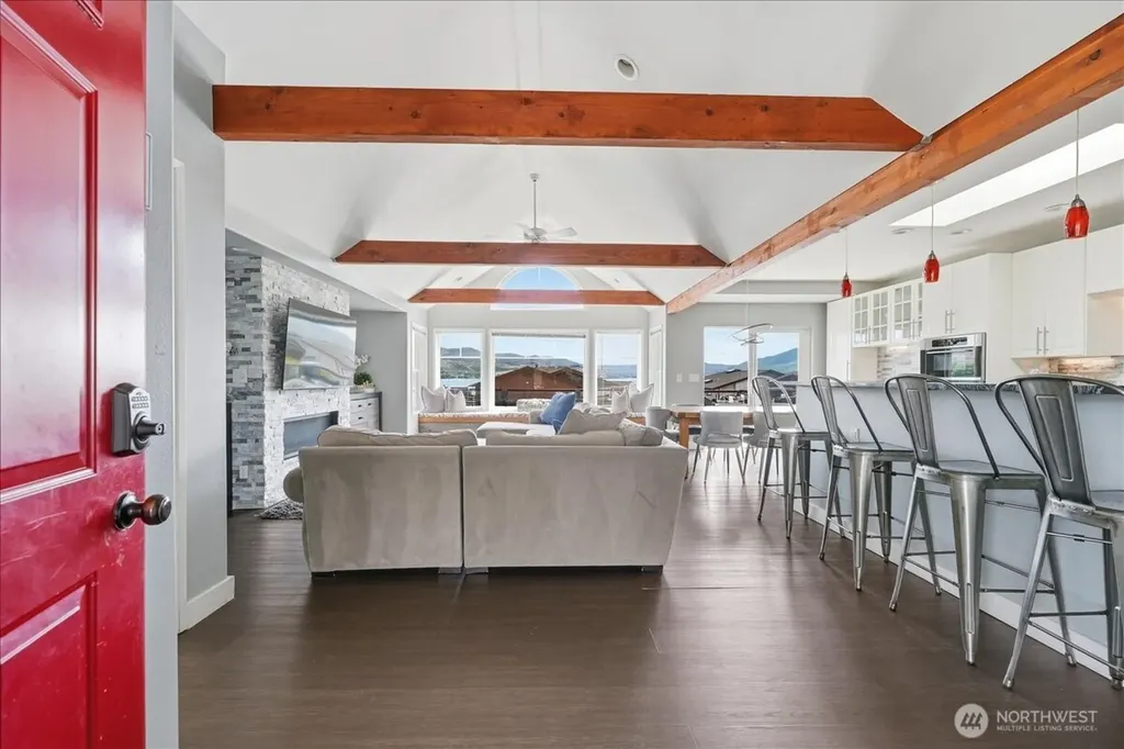 127 Chelan View Drive Manson WA 98831