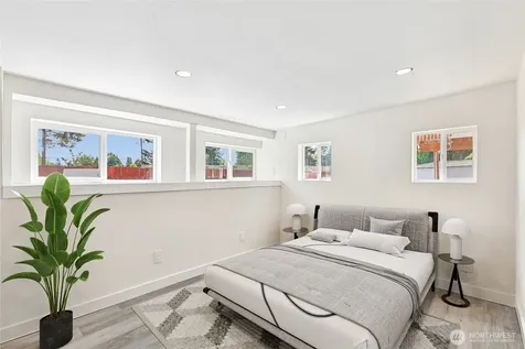 3425 NE 7th Place Renton WA 98056