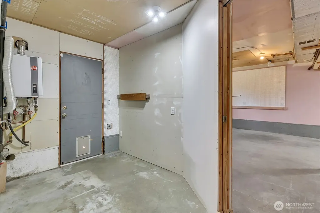 14019 146th Avenue SE Renton WA 98059