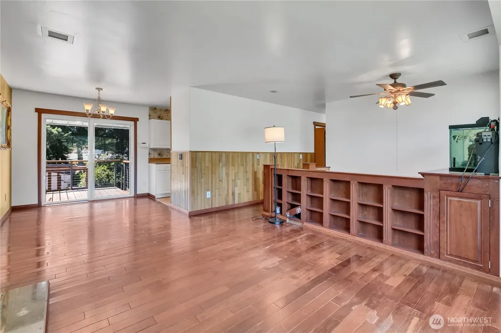 14019 146th Avenue SE Renton WA 98059