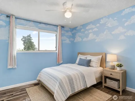 1855 Front Avenue W Bremerton WA 98312