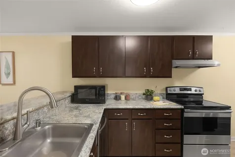 280 Newport Wy NW Issaquah WA 98027