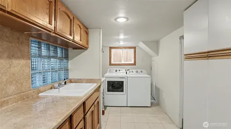 5958 35th Avenue SW Seattle WA 98126