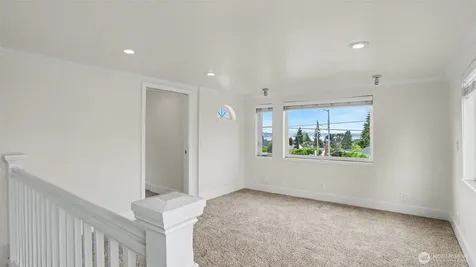5958 35th Avenue SW Seattle WA 98126