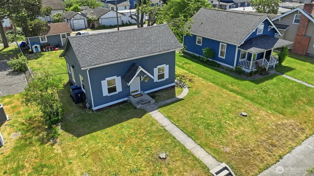 5207 S Oakes Street Tacoma WA 98409