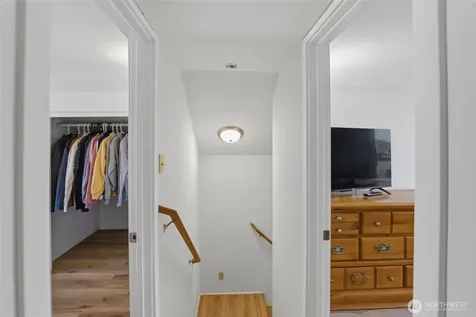5207 S Oakes Street Tacoma WA 98409