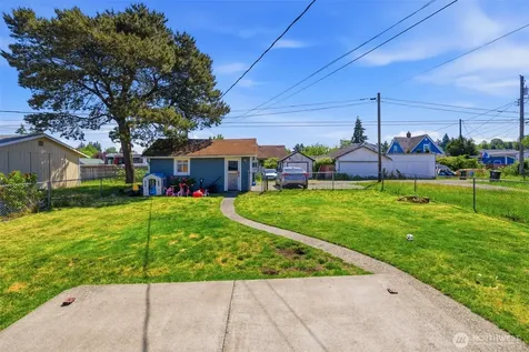 5207 S Oakes Street Tacoma WA 98409