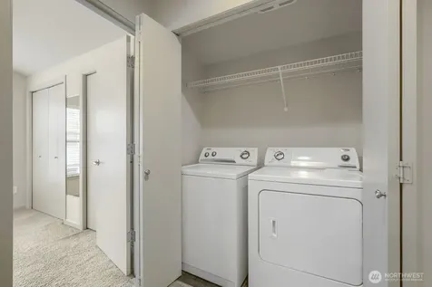 5015 37th Avenue S Seattle WA 98118