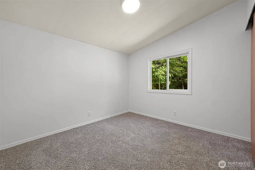 8331 Golden Valley Drive Maple Falls WA 98266